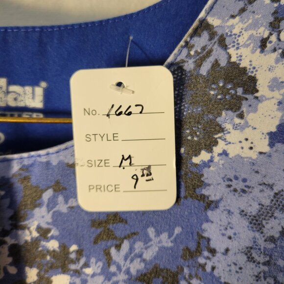 Women's Landau Scrub Top -- ITEM #1667 - Picture 2 of 3